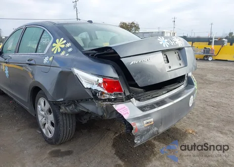 2009 Honda Accord 2.4 Ex-L from USA, damaged, VIN JHMCP26839C017807